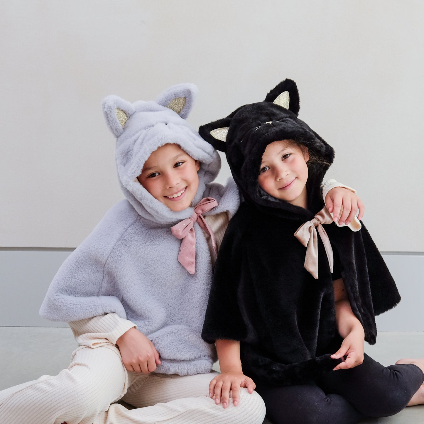 Cat Dress Up Cape- Black