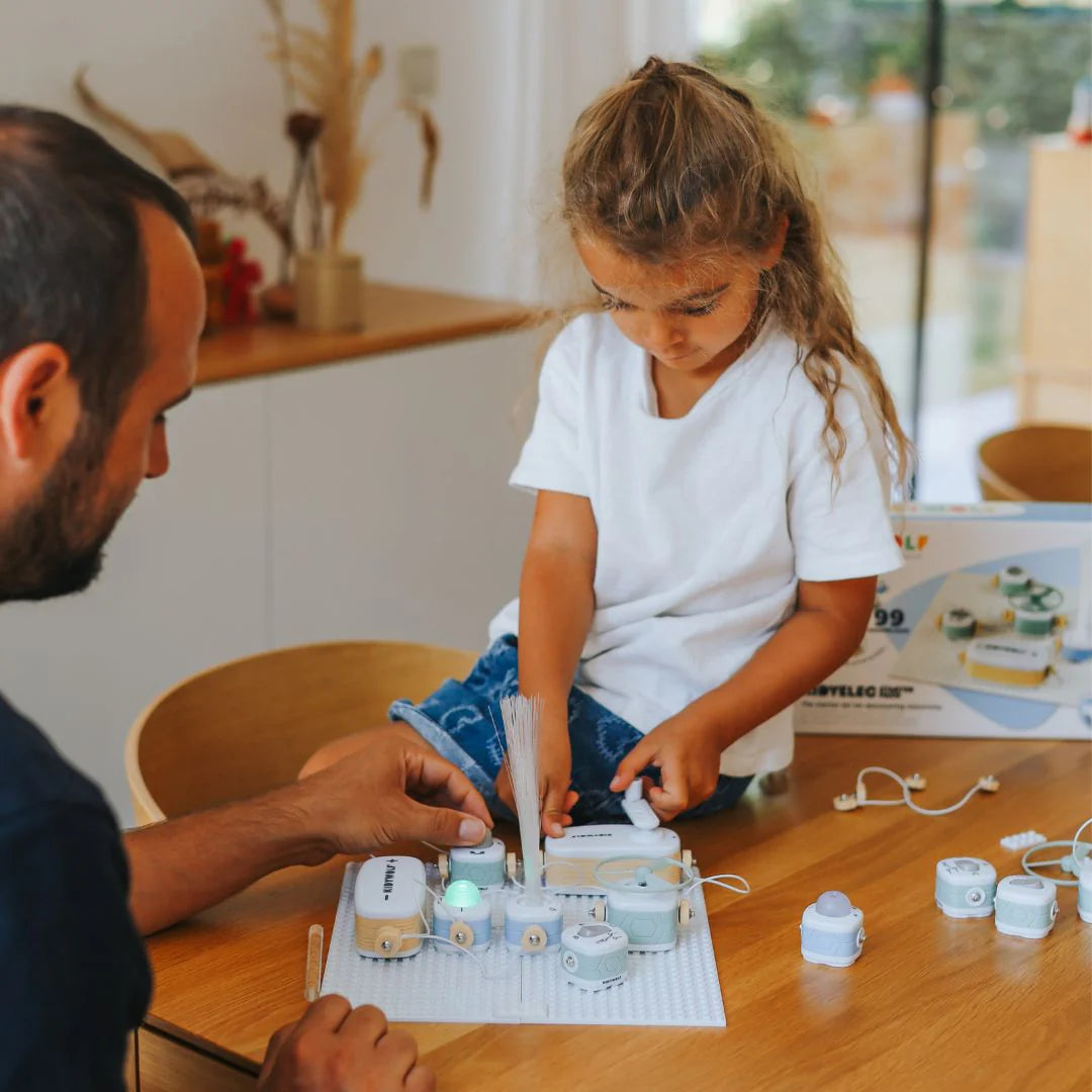 KIDYELEC EXPERT - My First Electrical Kit (17 pieces)
