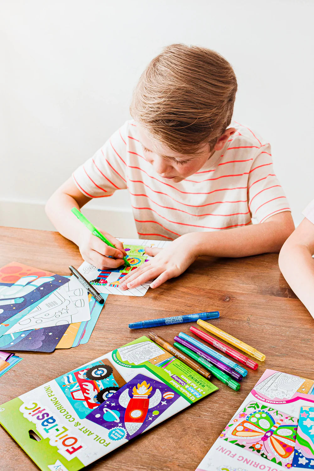 Foil-tastic: Foil Art & Coloring Fun - Gadgets & Gizmos (36 PC Set)