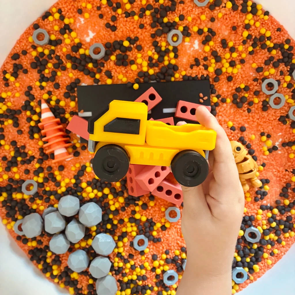 Pour & Play- Construction