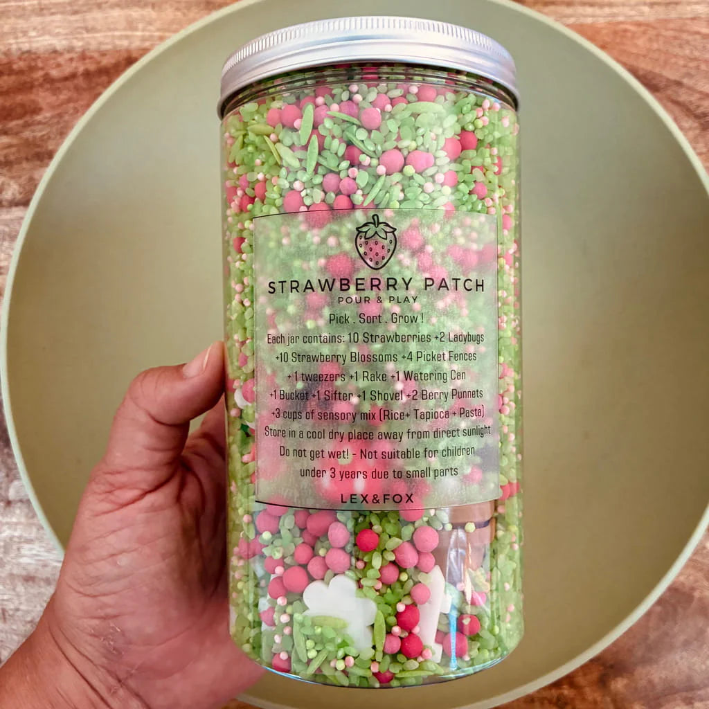 Pour & Play- Strawberry Patch