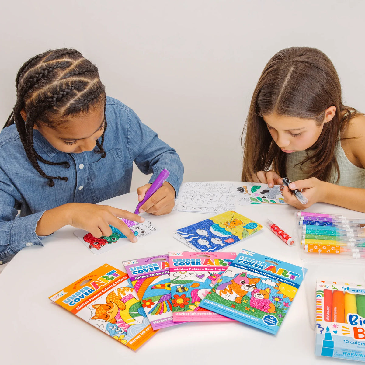 Undercover Art Hidden Pattern Coloring Activity- Unicorns (12 PCS)