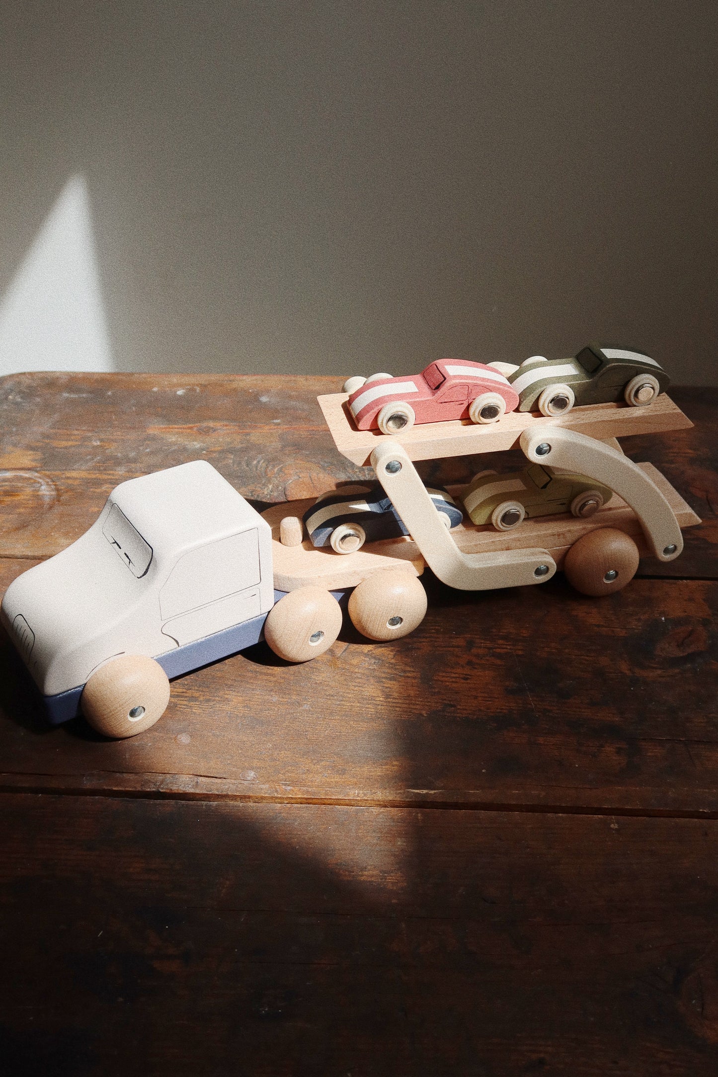 Wooden Car Carriers