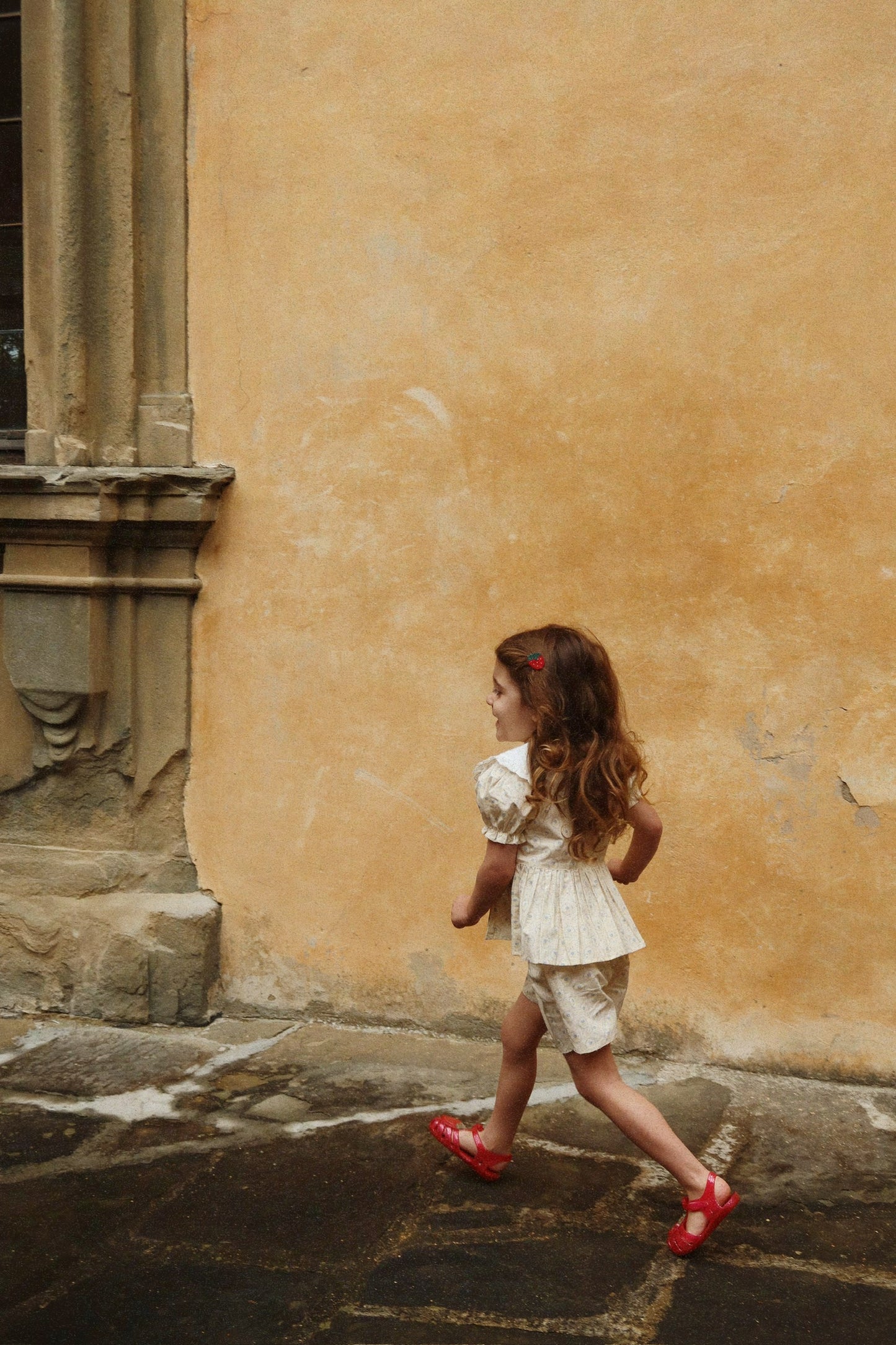 Lilo Sandal- Strawberry- Girls Sandals