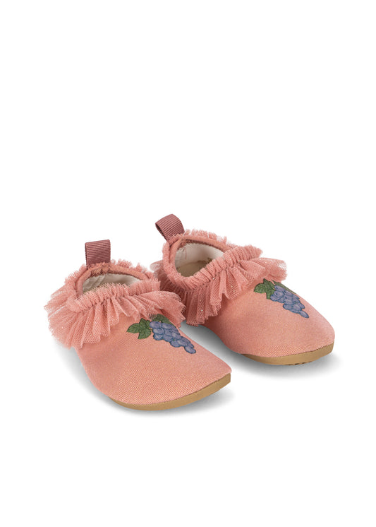 Amandine Frill Swim Shoes – Girls Beach Shoes